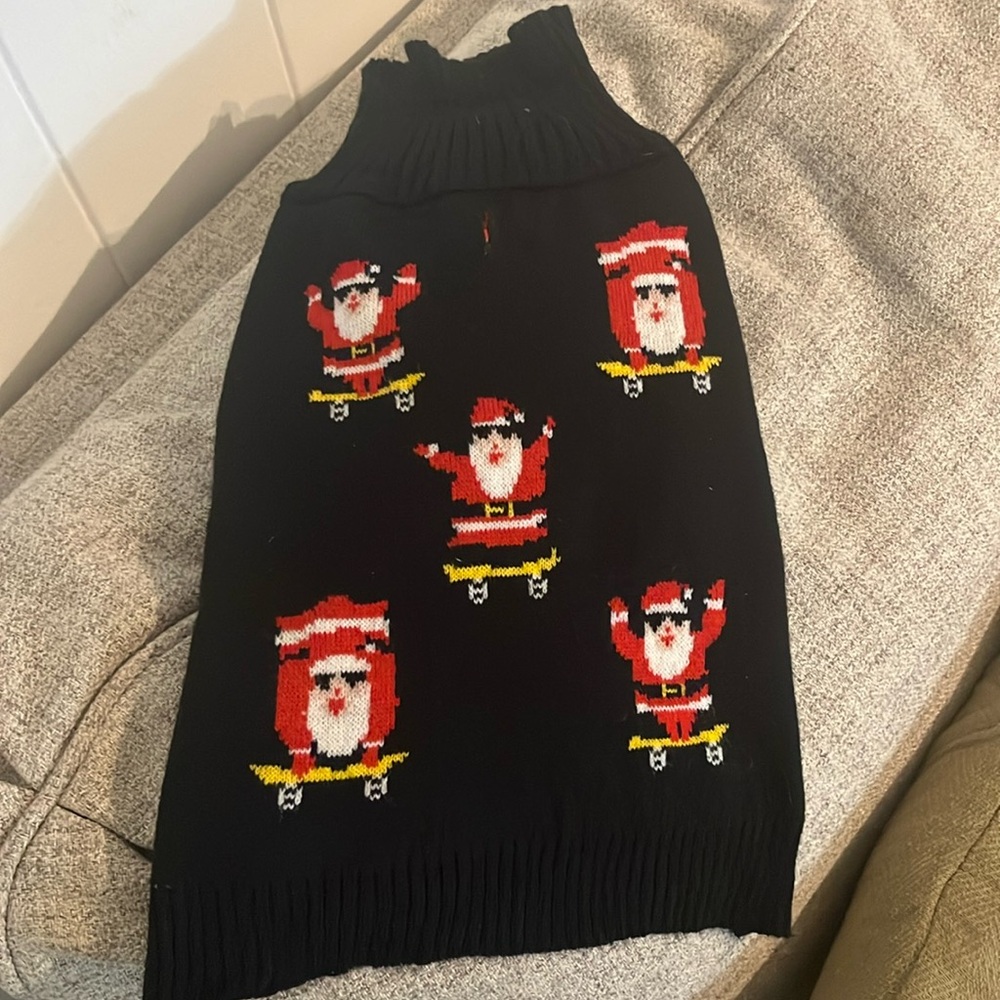 Christmas sweater for dog